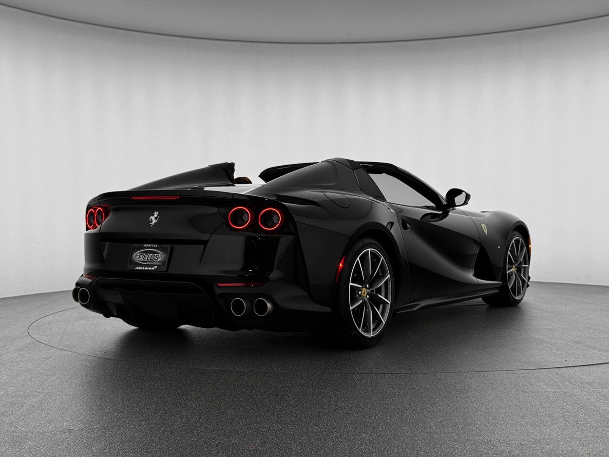 2018 Ferrari 812 Superfast Base Bellevue WA