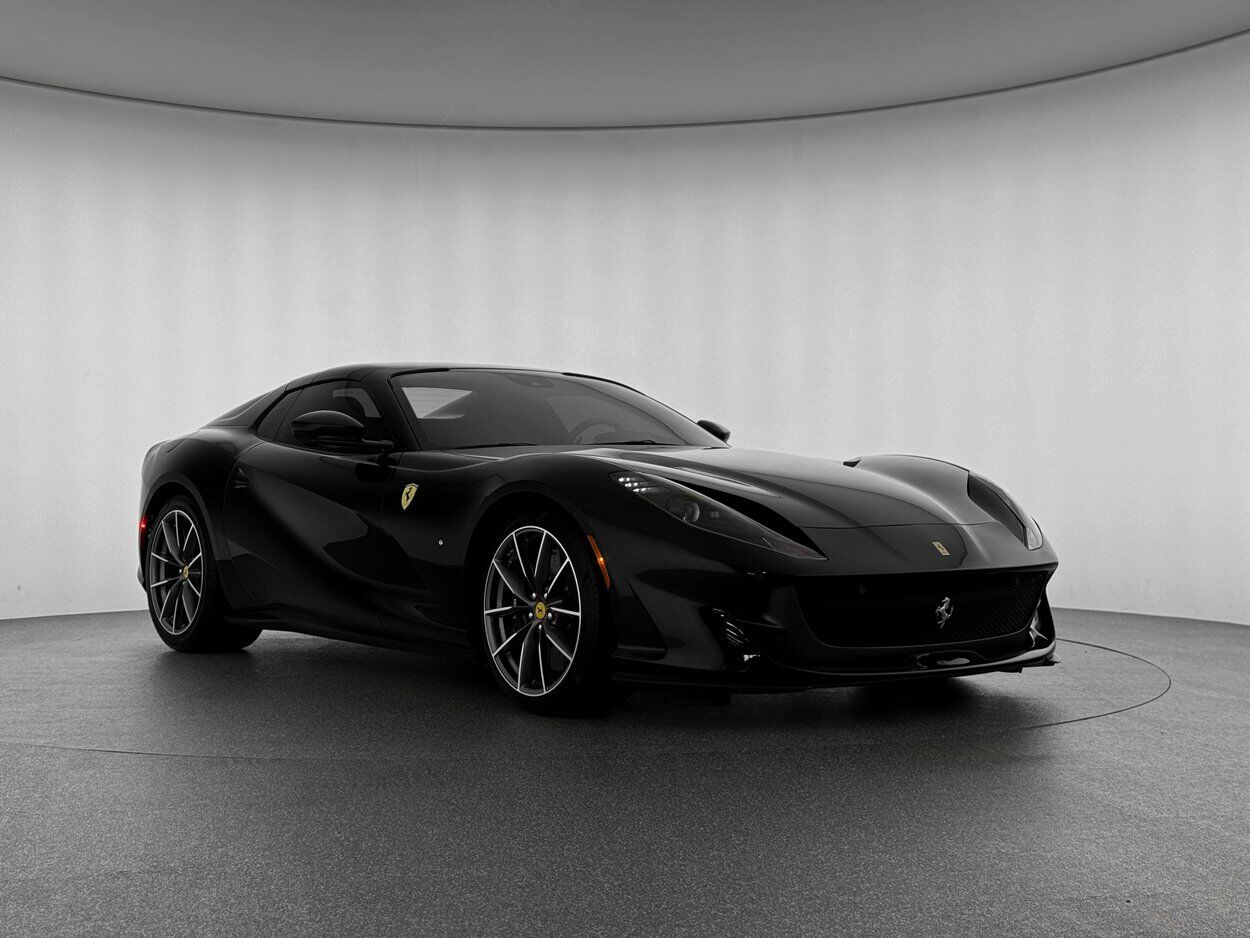 2018 Ferrari 812 Superfast Base Bellevue WA