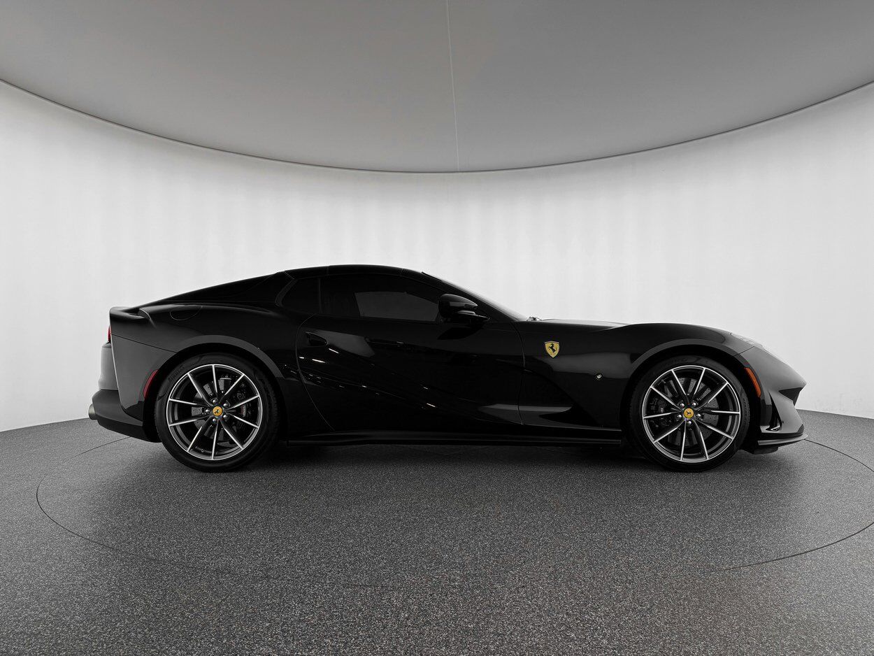 2018 Ferrari 812 Superfast Base Bellevue WA