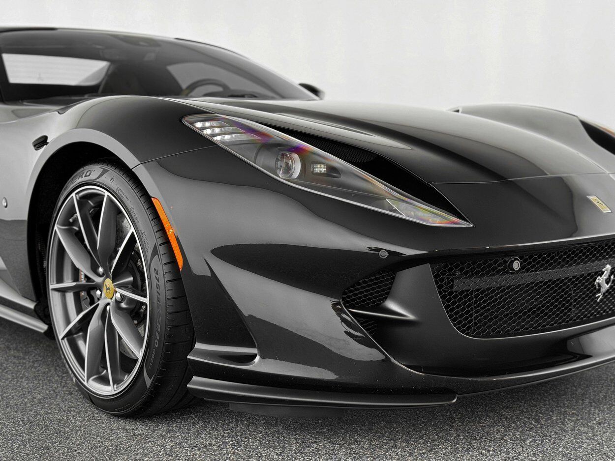 2018 Ferrari 812 Superfast Base Bellevue WA