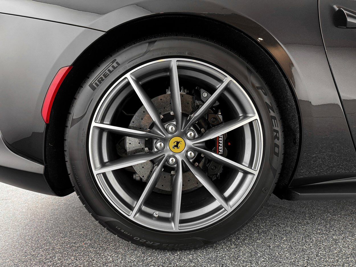 2018 Ferrari 812 Superfast Base Bellevue WA