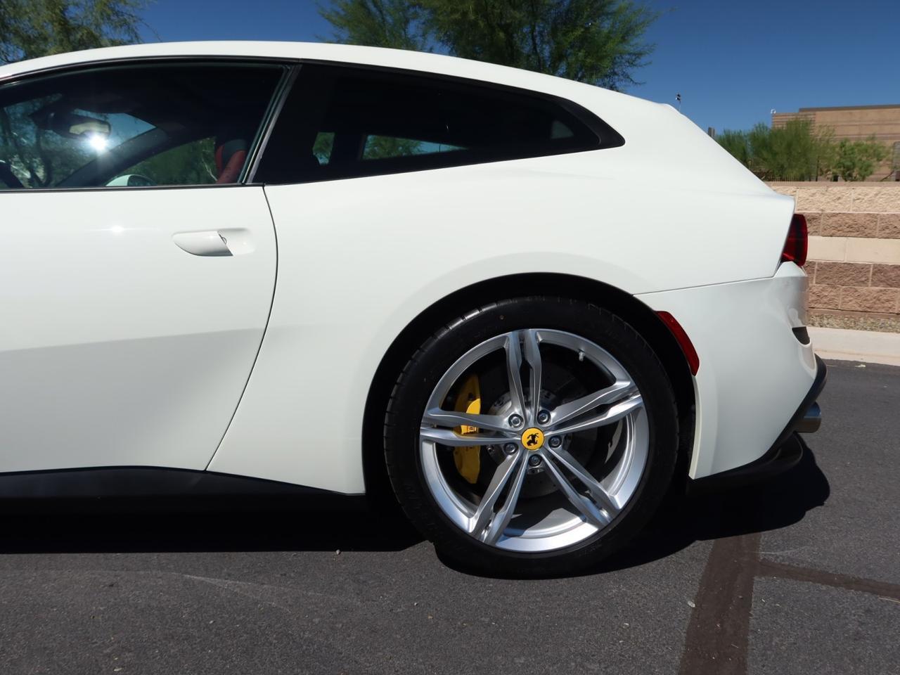 2018 Ferrari GTC4Lusso V12 Only 4k Miles 1-Owner Highly Optioned Scottsdale AZ