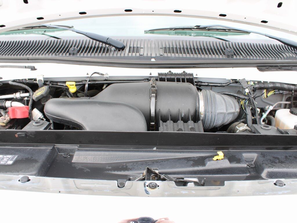 2018 Ford E-350SD Cutaway RWD DRW Fond du Lac WI