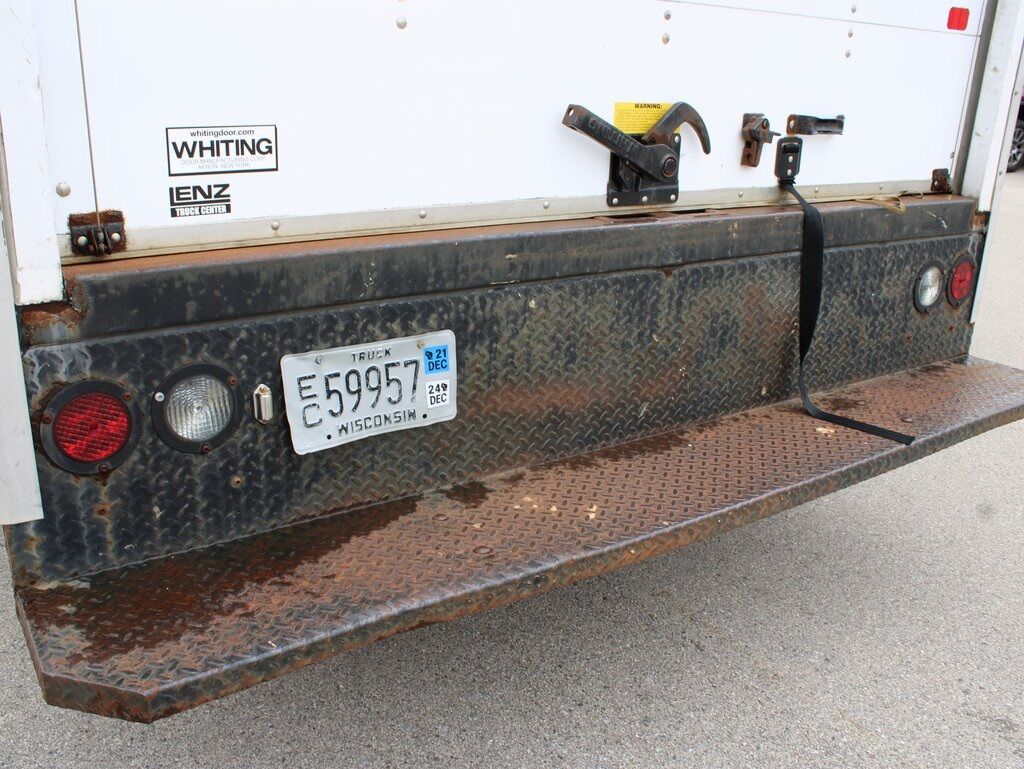 2018 Ford E-350SD Cutaway RWD DRW Fond du Lac WI