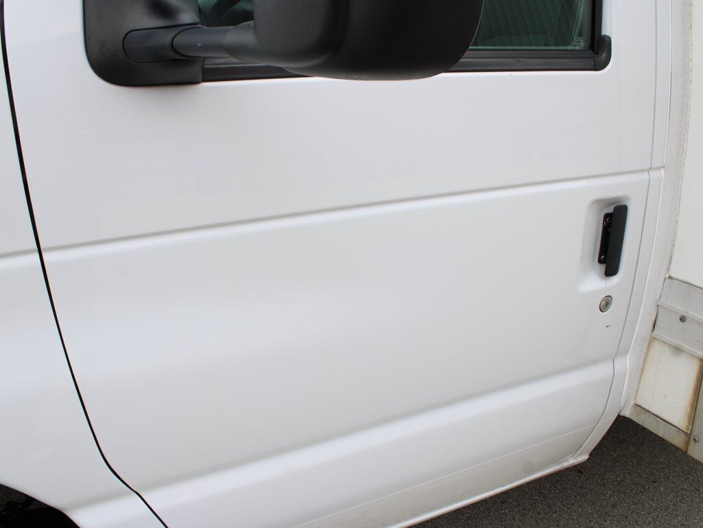 2018 Ford E-350SD Cutaway RWD DRW Fond du Lac WI