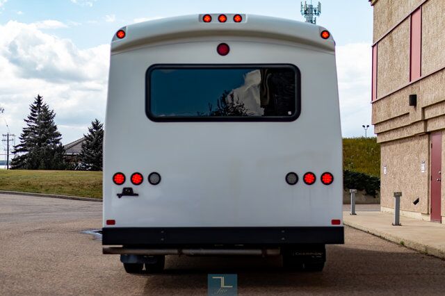 2018 Ford E-450 Cutaway Bus 7 Passenger Wheelchair Lift Red Deer AB