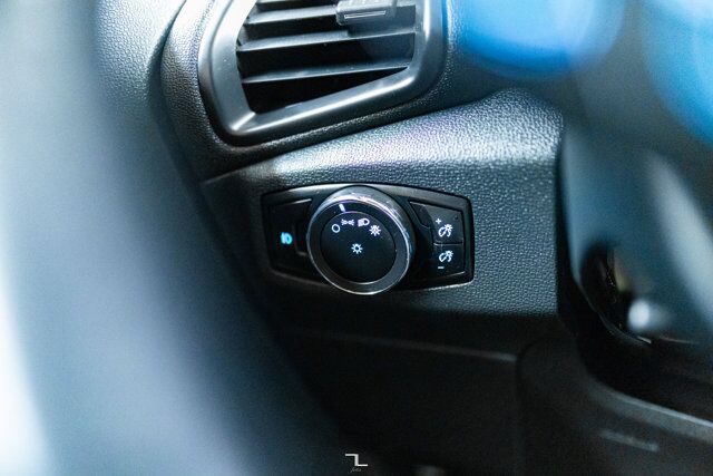 2018 Ford EcoSport AWD SE Roof BCam Red Deer AB 2018 Ford EcoSport AWD SE Roof BCam Red Deer AB