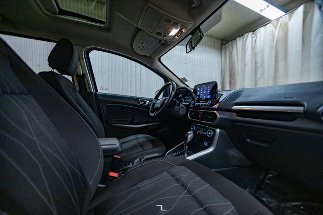 2018 Ford EcoSport AWD SE Roof BCam Red Deer AB 2018 Ford EcoSport AWD SE Roof BCam Red Deer AB