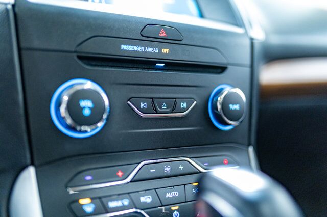 2018 Ford Edge AWD SEL Nav Roof BCam Red Deer AB