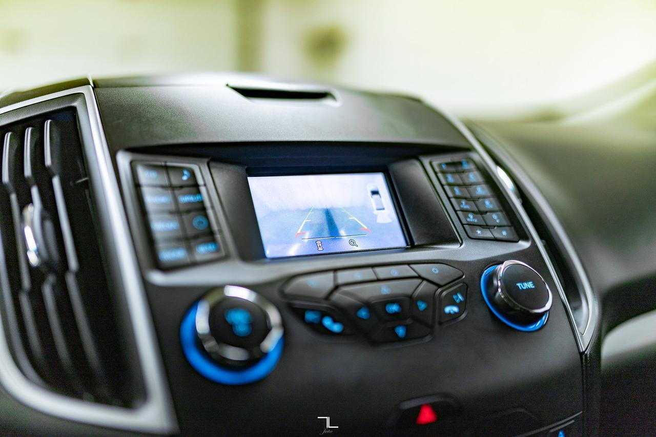 2018 Ford Edge AWD SEL PSeat BCam Red Deer AB