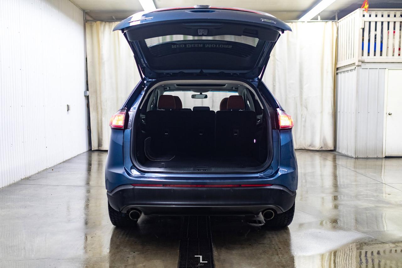 2018 Ford Edge AWD SEL Roof Nav BCam Red Deer AB