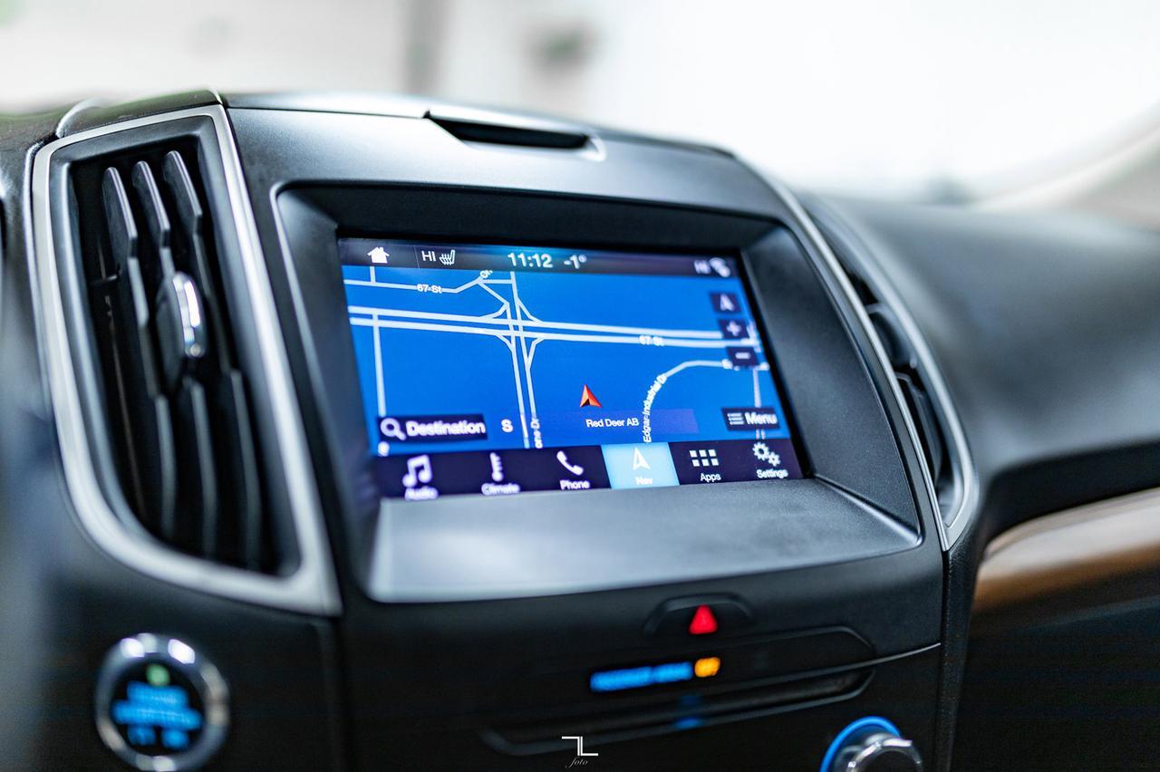 2018 Ford Edge AWD SEL Roof Nav BCam Red Deer AB