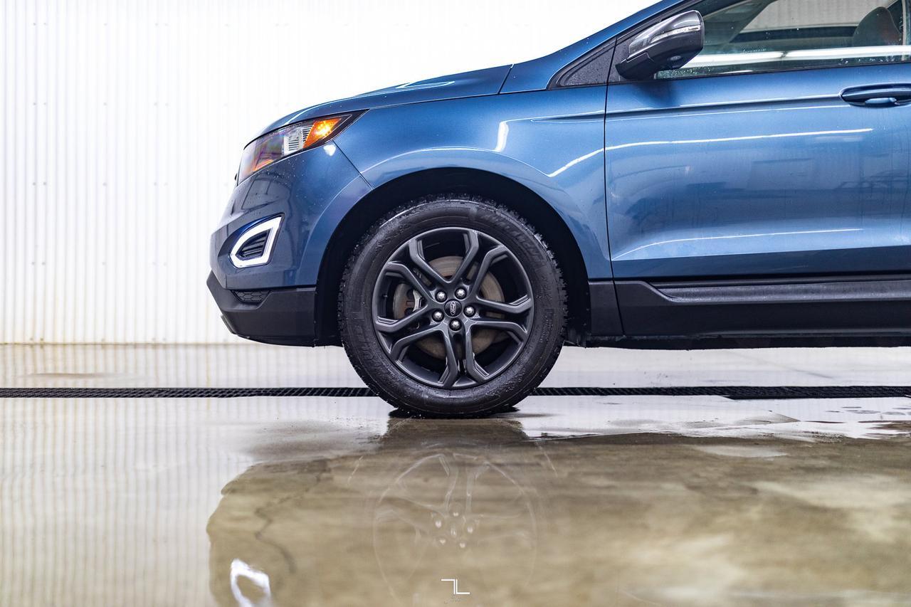 2018 Ford Edge AWD SEL Roof Nav BCam Red Deer AB