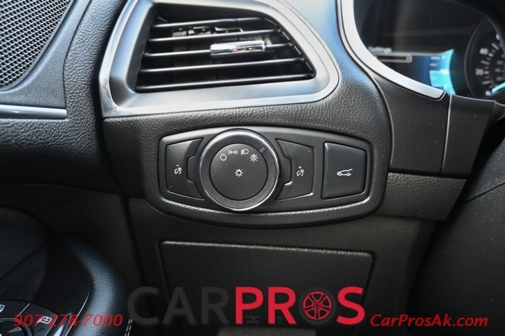 2018 Ford Edge Titanium - AWD - 2.0L Ecoboost - Remote Start - Power & Heated Leather Seats - Bluetooth - Power Liftgate - Backup Camera - Rear Park Assist Anchorage AK