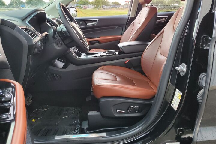 2018 Ford Edge Titanium  TX