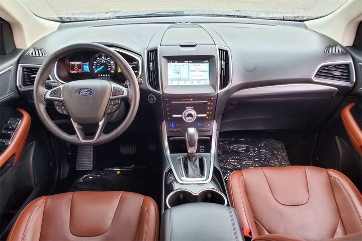 2018 Ford Edge Titanium  TX