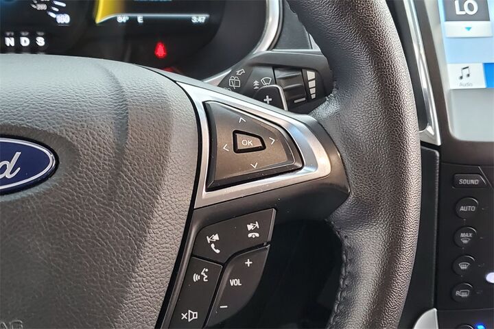 2018 Ford Edge Titanium  TX