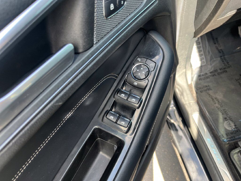 2018 Ford Edge Titanium OR