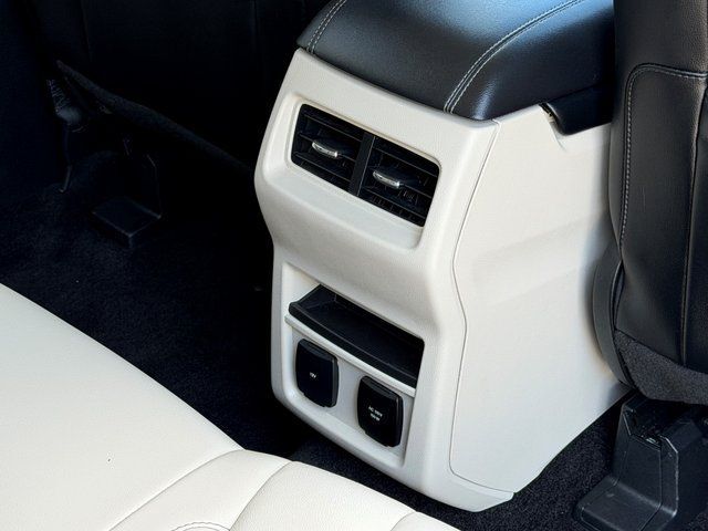 2018 Ford Edge Titanium Springfield VA