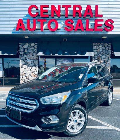 2018 Ford Escape- SD SE