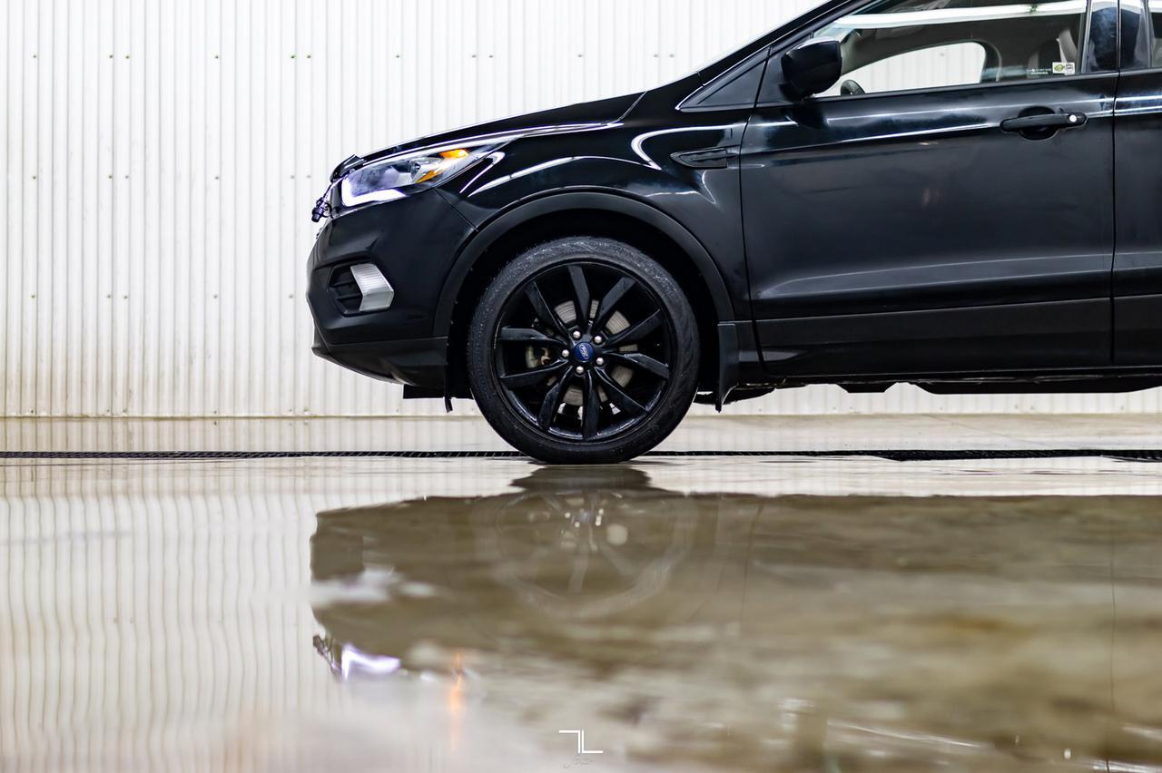 2018 Ford Escape AWD SE Appearance Pkg BCam Red Deer AB