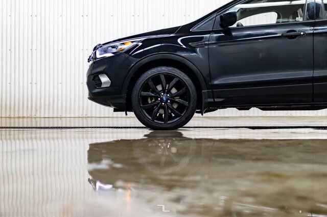 2018 Ford Escape AWD SE Appearance Pkg BCam Red Deer AB