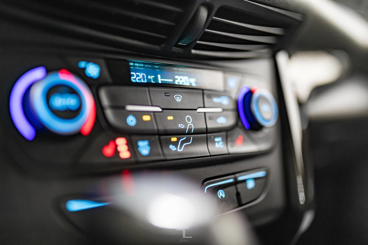 2018 Ford Escape AWD SE Appearance Pkg Nav BCam Red Deer AB