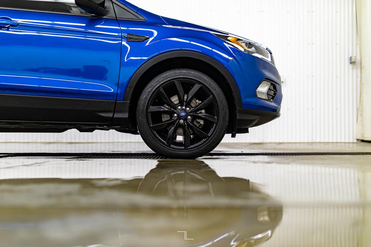 2018 Ford Escape AWD SE Appearance Pkg Nav BCam Red Deer AB