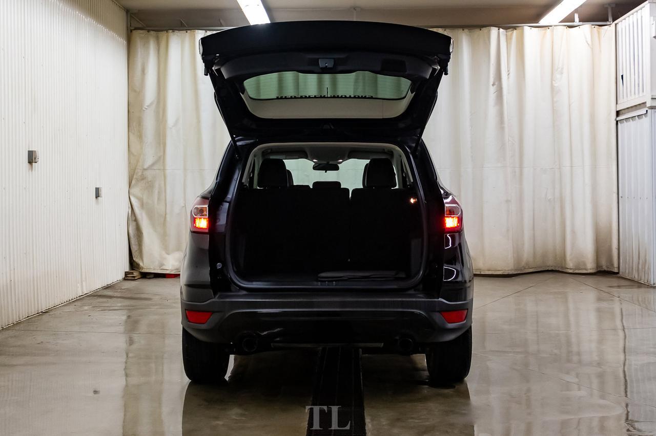 2018 Ford Escape AWD SE Appearance Pkg Nav BCam Red Deer AB