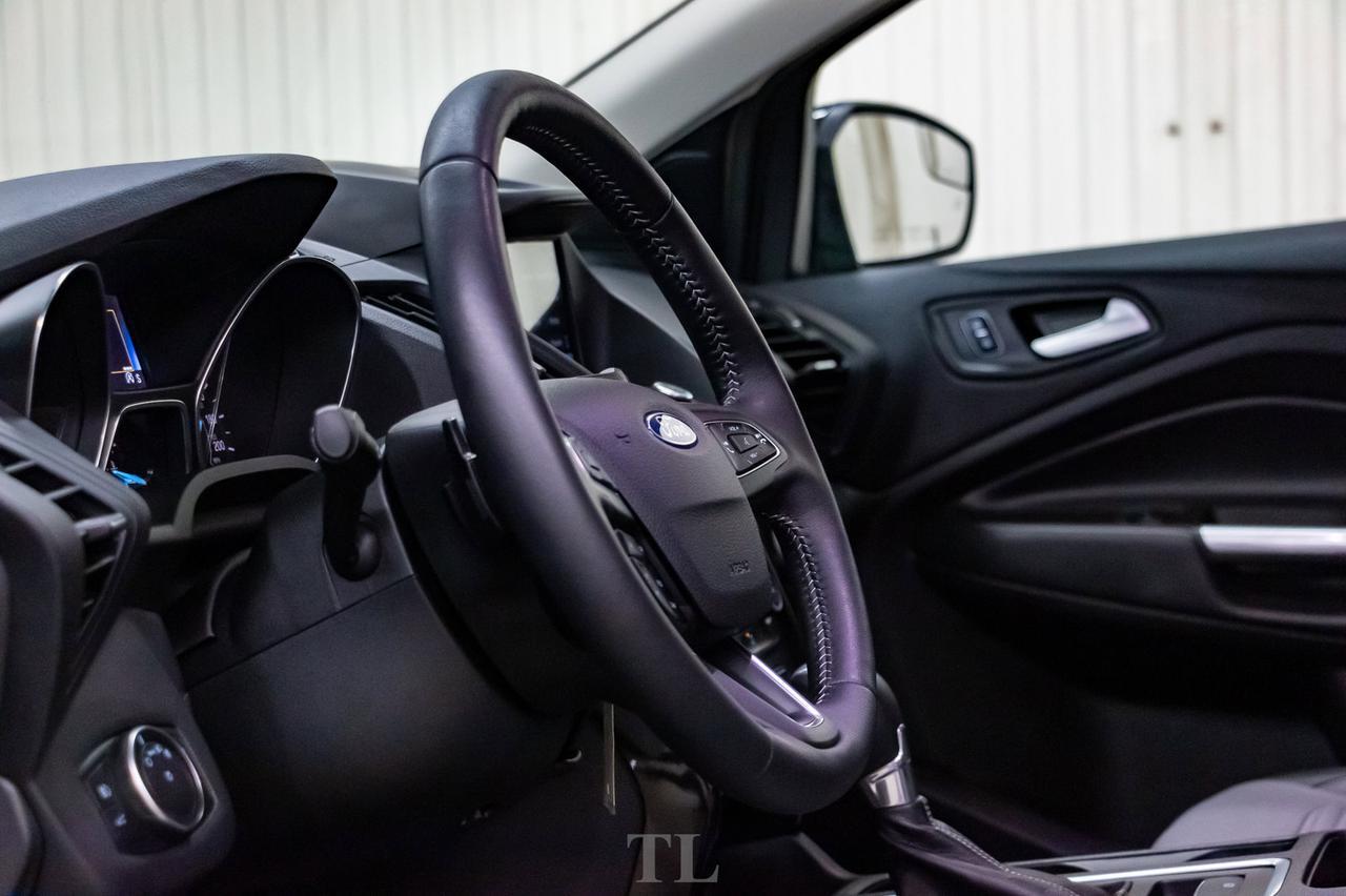 2018 Ford Escape AWD SE Appearance Pkg Nav BCam Red Deer AB