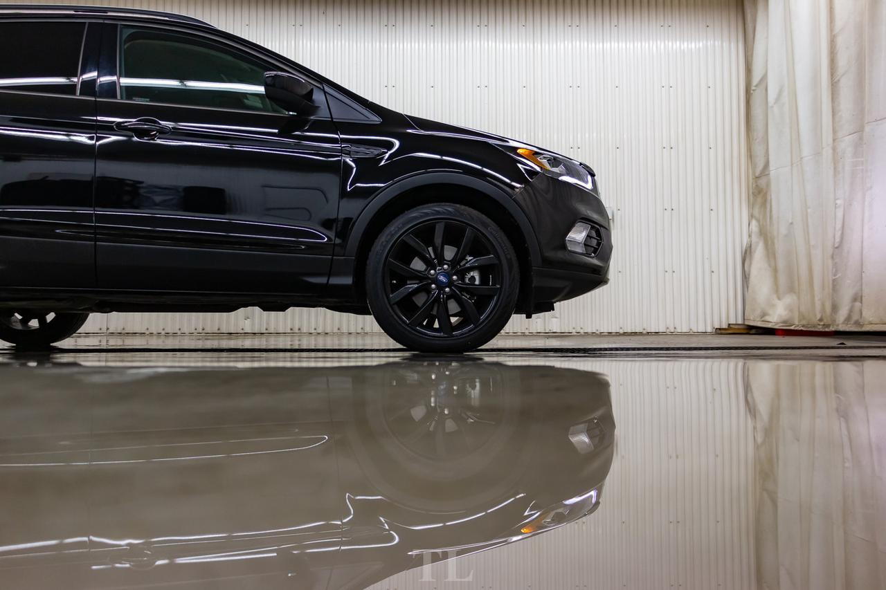 2018 Ford Escape AWD SE Appearance Pkg Nav BCam Red Deer AB