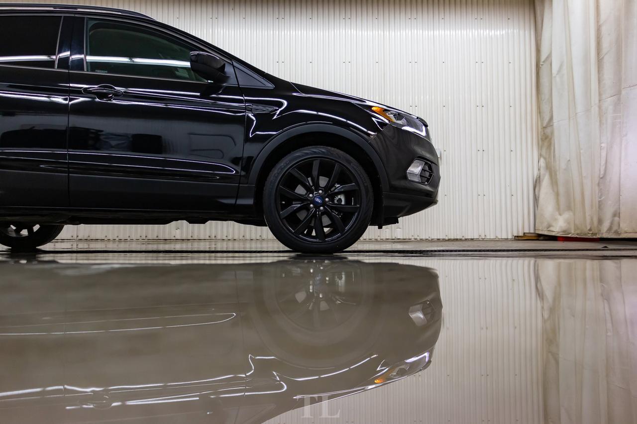 2018 Ford Escape AWD SE Appearance Pkg Nav BCam Red Deer AB