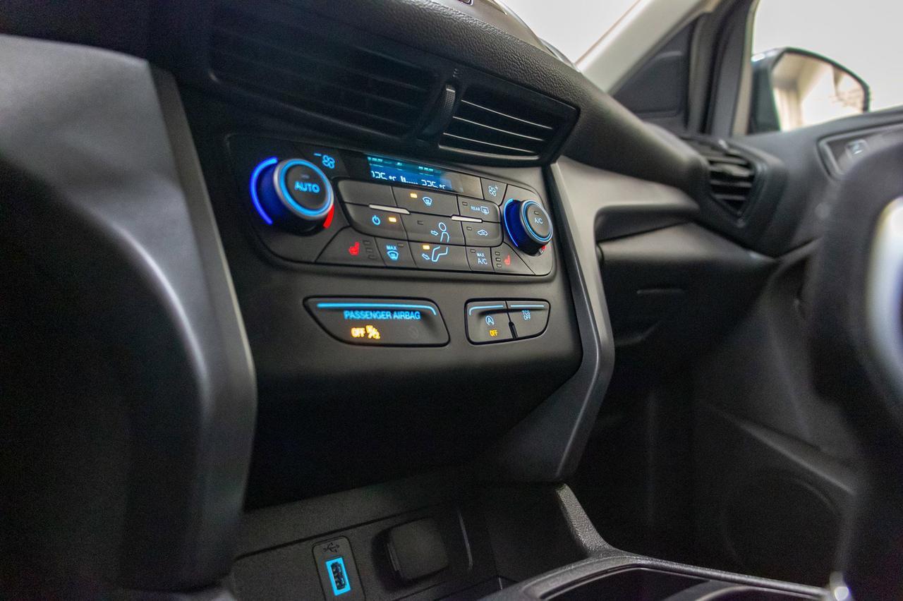 2018 Ford Escape AWD SE BCam Heated Seats Red Deer AB