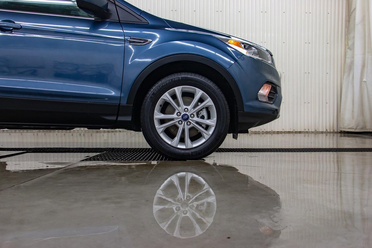 2018 Ford Escape AWD SE BCam Heated Seats Red Deer AB