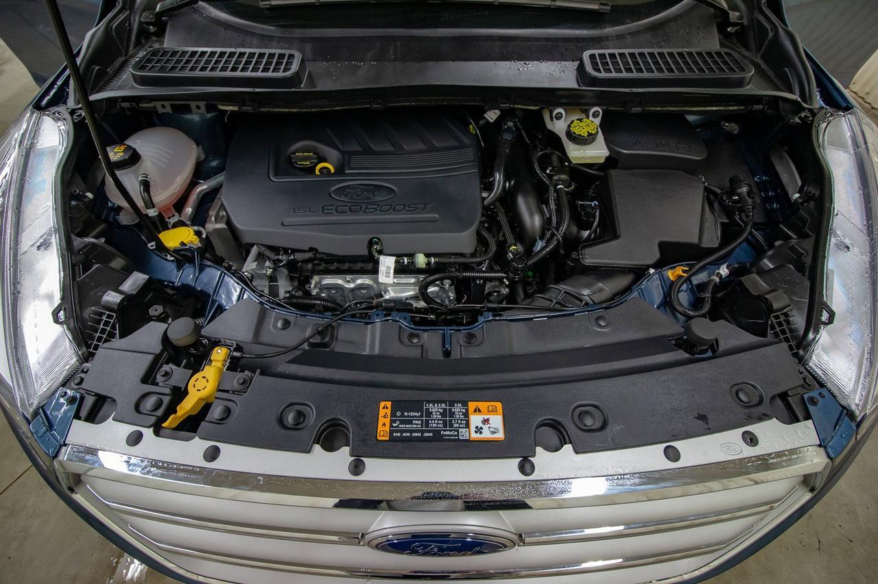 2018 Ford Escape AWD SE BCam Heated Seats Red Deer AB