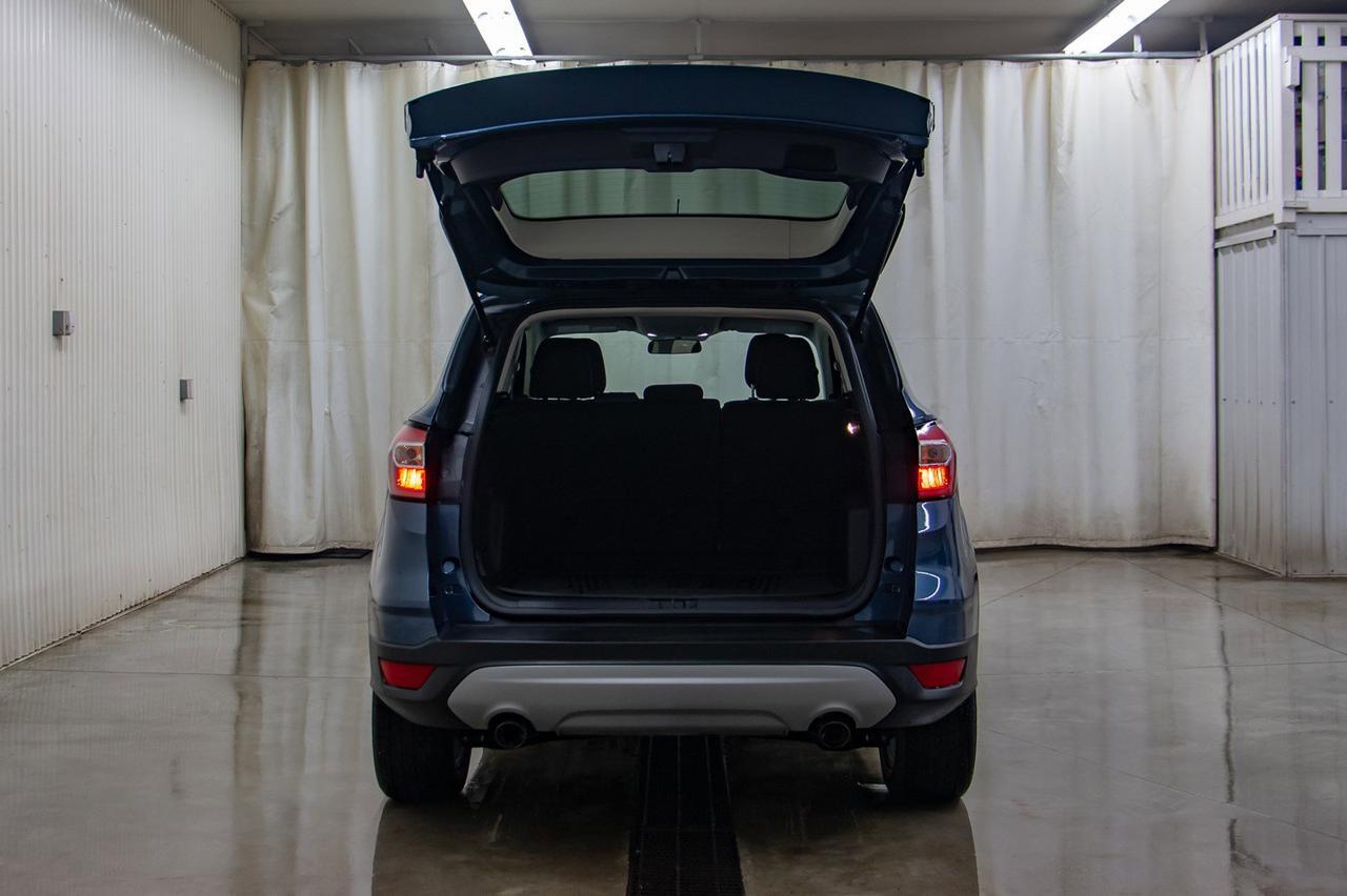 2018 Ford Escape AWD SE BCam Heated Seats Red Deer AB