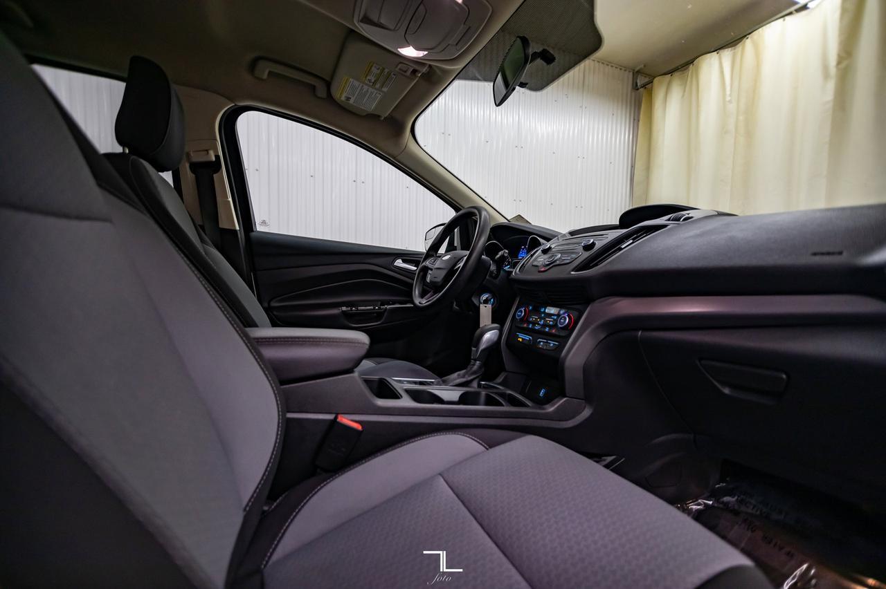 2018 Ford Escape AWD SE BCam Heated Seats Red Deer AB