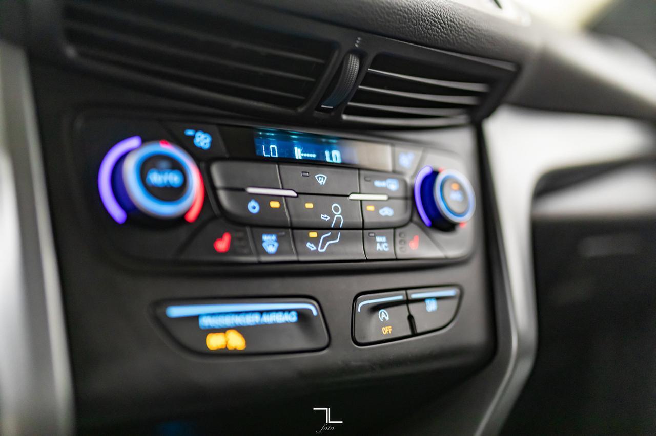 2018 Ford Escape AWD SE BCam Heated Seats Red Deer AB