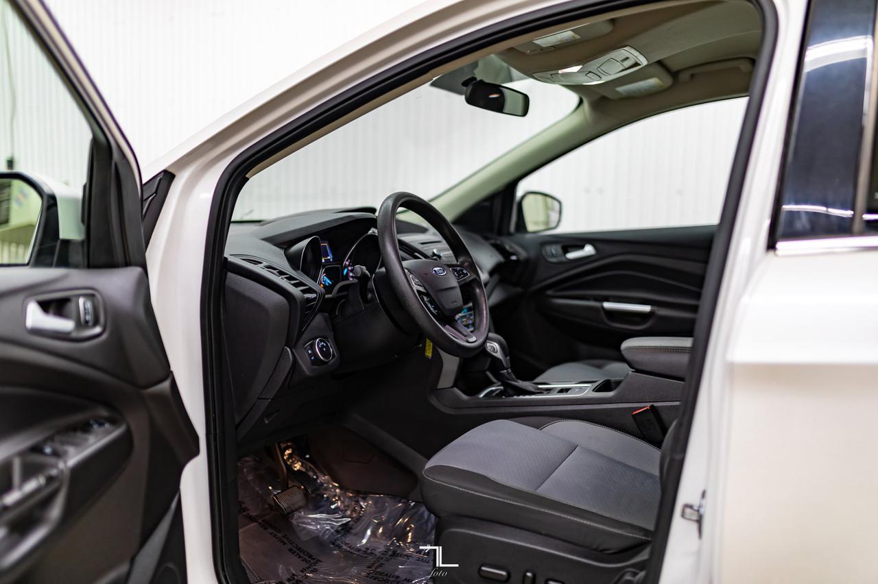 2018 Ford Escape AWD SE BCam Heated Seats Red Deer AB