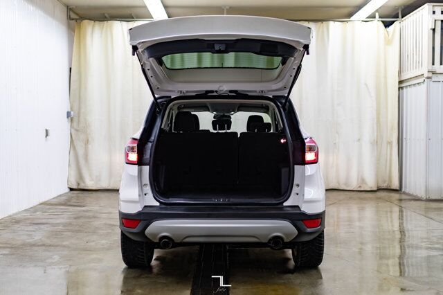 2018 Ford Escape AWD SE BCam Heated Seats Red Deer AB