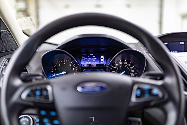 2018 Ford Escape AWD SE BCam Heated Seats Red Deer AB