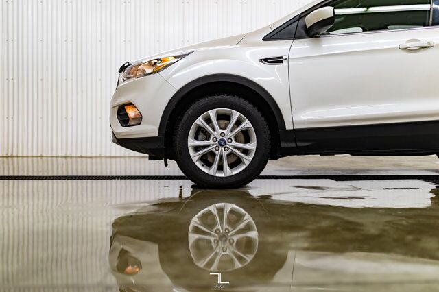 2018 Ford Escape AWD SE BCam Heated Seats Red Deer AB
