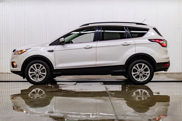 2018 Ford Escape AWD SE BCam Heated Seats Red Deer AB