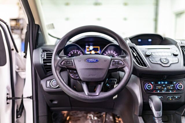 2018 Ford Escape AWD SE BCam Heated Seats Red Deer AB