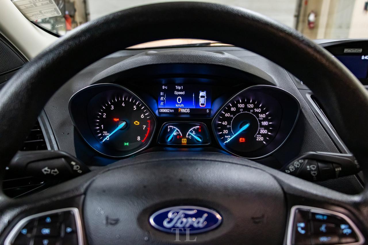 2018 Ford Escape AWD SE BCam Heated Seats Red Deer AB