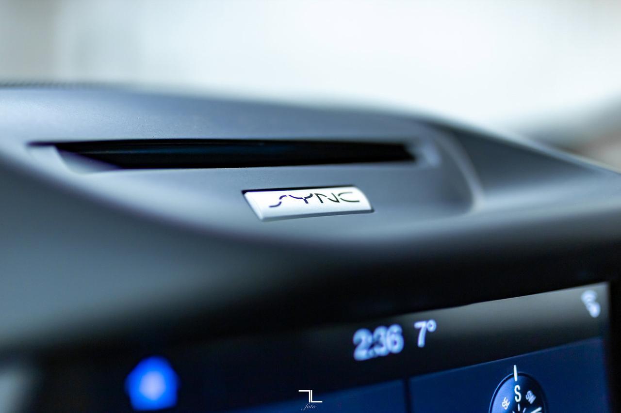 2018 Ford Escape AWD SE BCam Red Deer AB