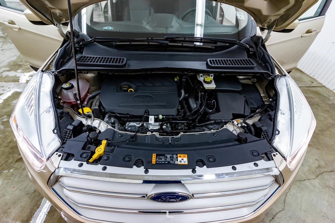 2018 Ford Escape AWD SE BCam Red Deer AB