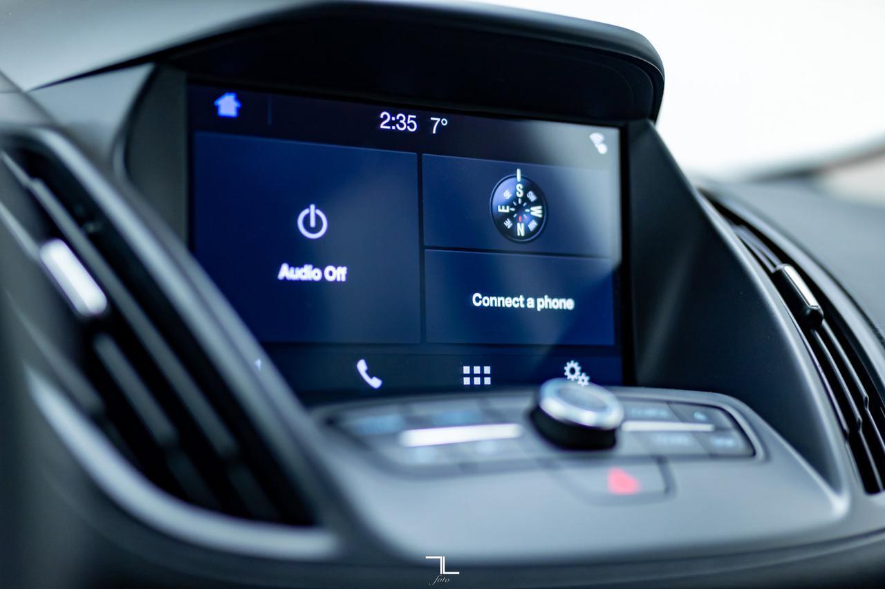 2018 Ford Escape AWD SE BCam Red Deer AB