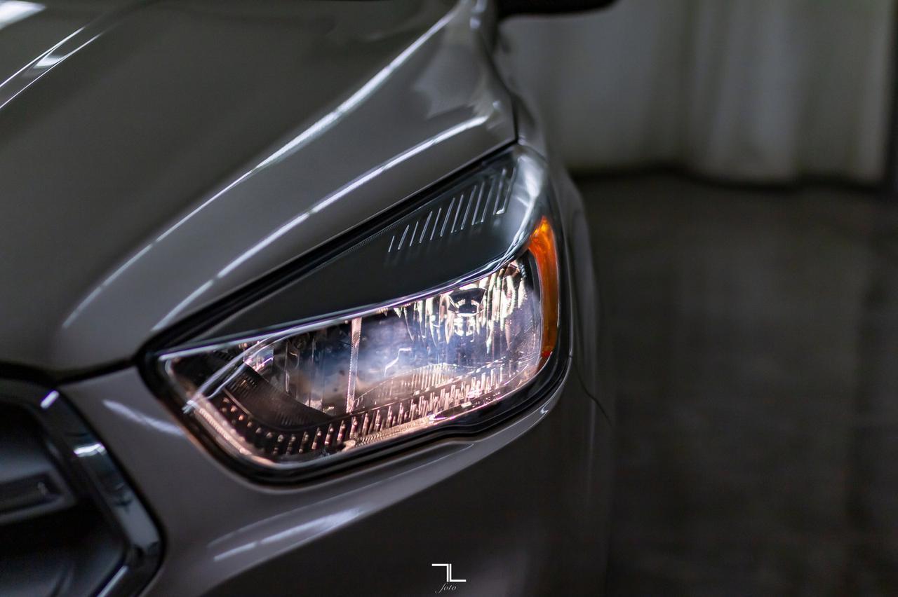 2018 Ford Escape AWD SE BCam Red Deer AB