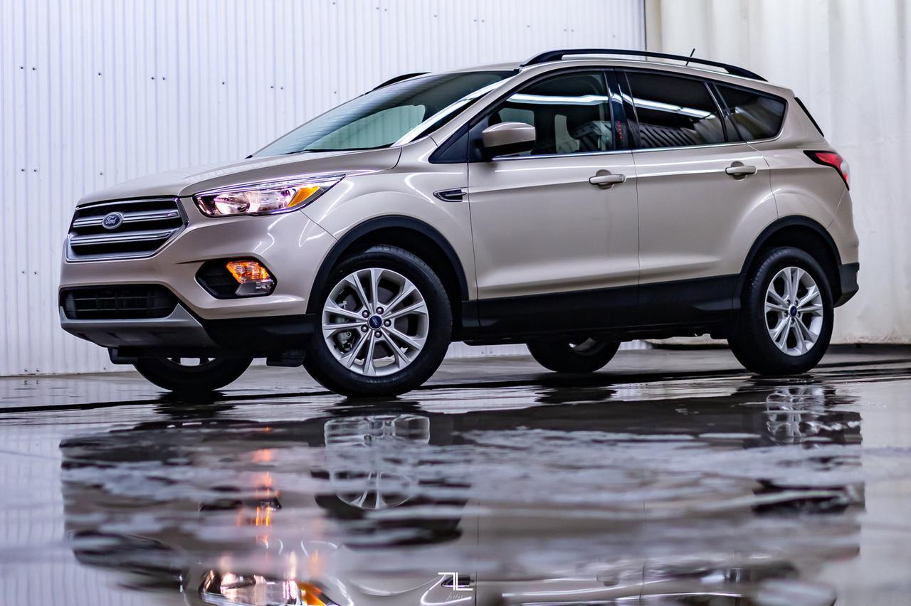 2018 Ford Escape AWD SE BCam Red Deer AB